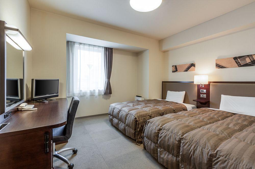 Comfort Hotel Toyama Station Exterior foto